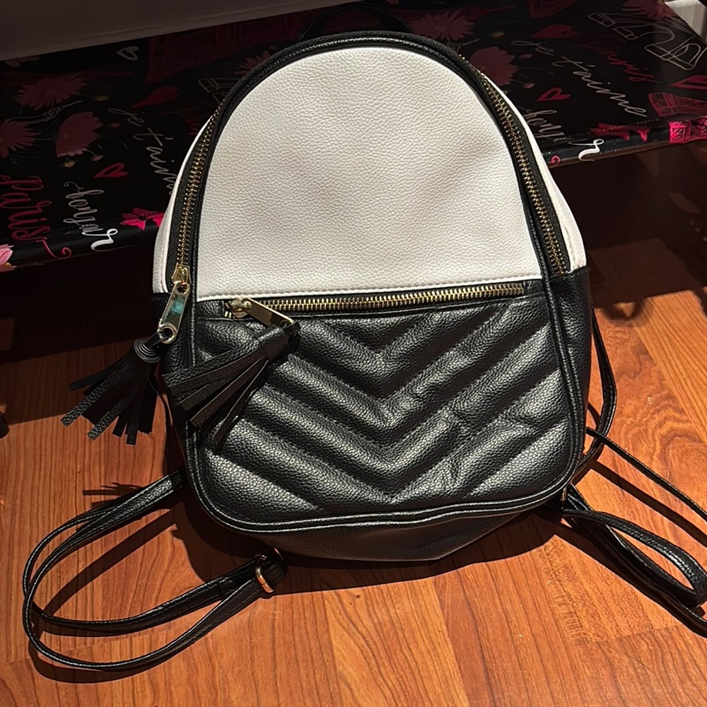 Claire's Black and White Quilted Backpack
